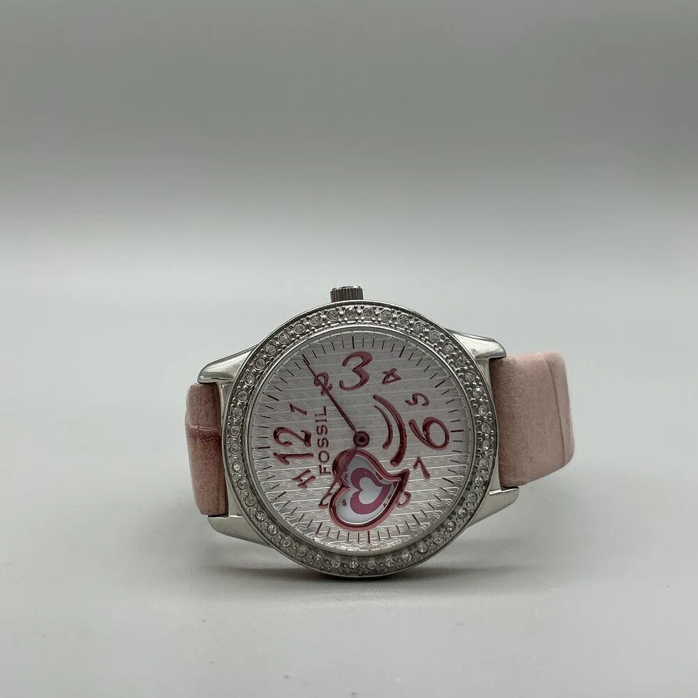 Fossil F2 ES-1350 Womens Watch 33mm Silver Heart Dial Pink Leather New Battery